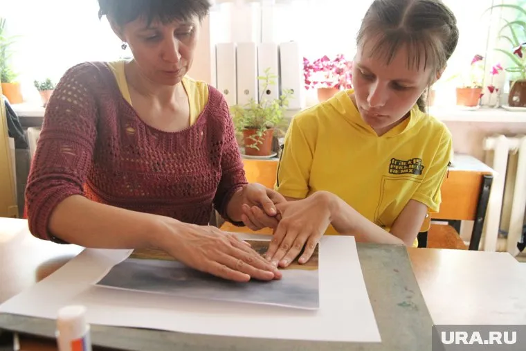 В три года у девочки случился ишемический инсульт, который повлек за собой осложнения