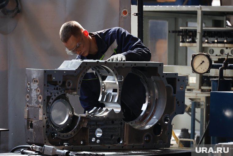 На крупном курганском заводе увеличат зарплаты. Эксклюзив