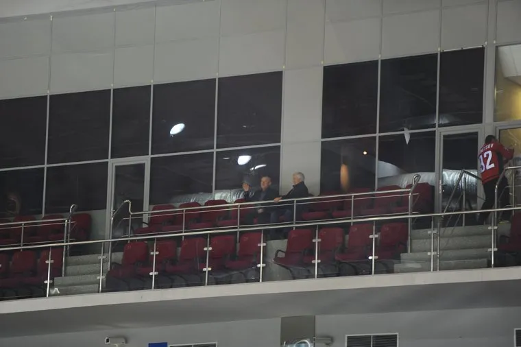 Хоккей. Трактор - Металлург. Челябинск.