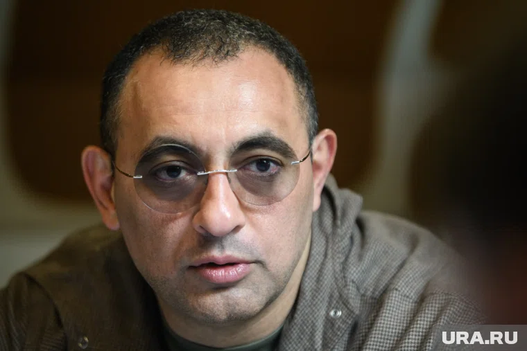 Мустафаева задержали по подозрению в мошенничестве 