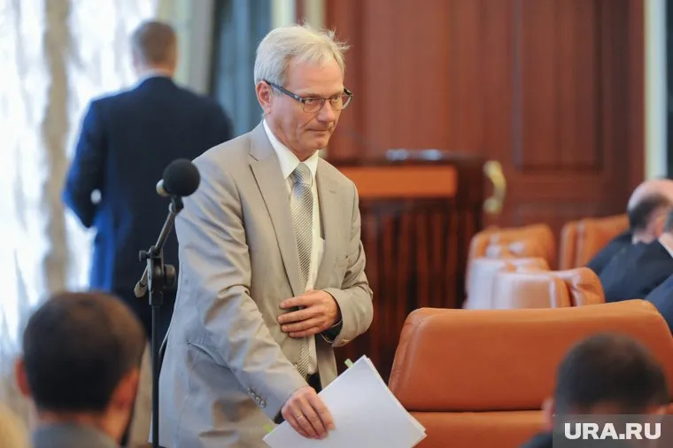 Правительство области покидает «главный по дорогам» — Александр Филиппов