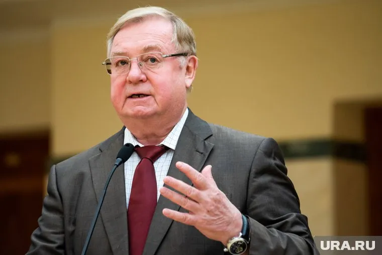 Сергей Степашин начал свое выступление с оценок изменений, которые произошли в области за последнее время