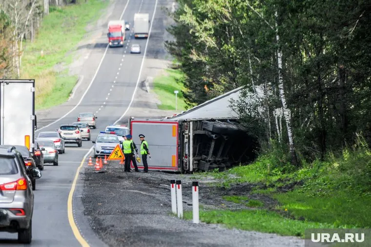 В ДТП с фурой пострадала водитель иномарки (архивное фото)