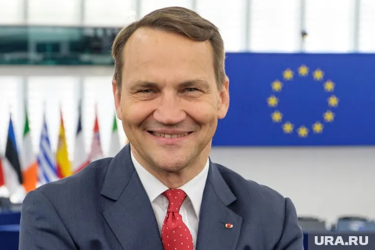 В Гааге принято решение о существенном наращивании инвестиций в оборону