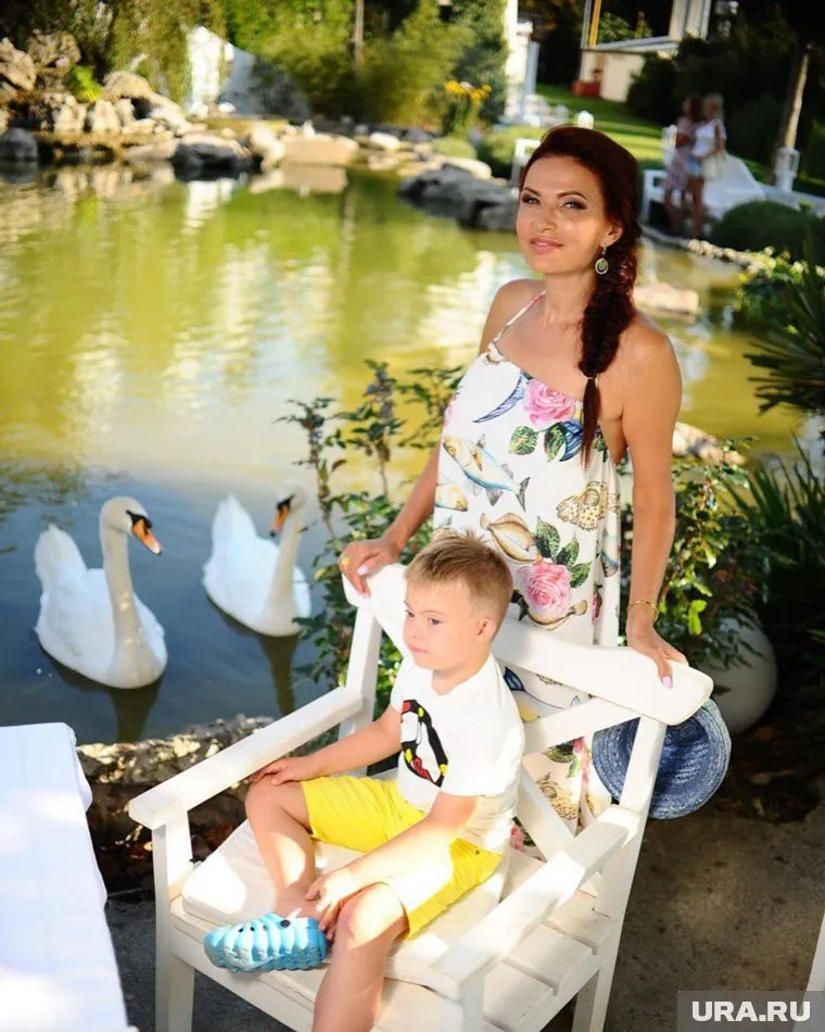 Бледанс ожидает третьего ребенка