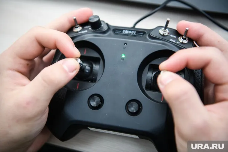 ВС РФ уничтожили пикап с украинскими военными при помощи FPV-дрона