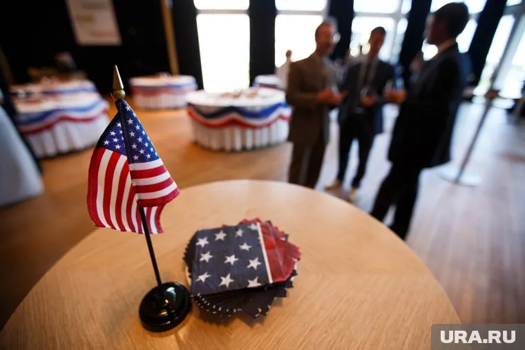 Россияне лишатся права на участие в розыгрыше свидетельств на право жить и работать в Соединенных Штатах.