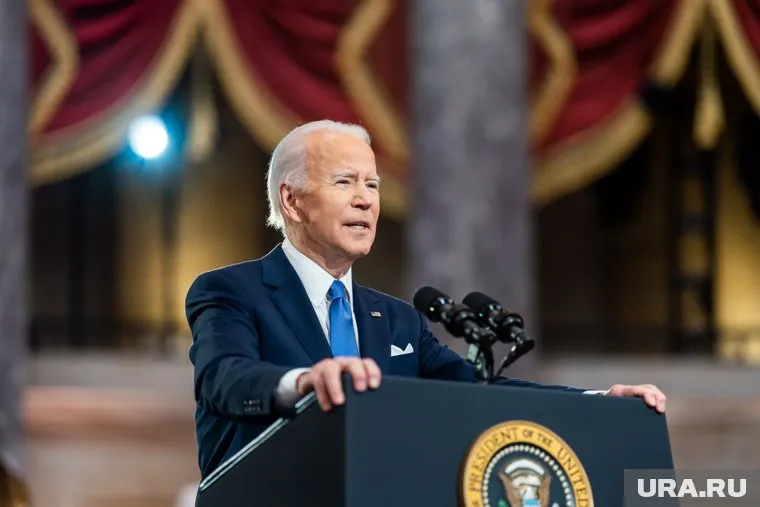 По версии СМИ, Джо Байден опирался на мнение узкого круга приближенных при принятии важных решений