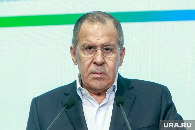 Лавров назвал проявлениями публичной дипломатии слова президента США о «бумажном тигре»