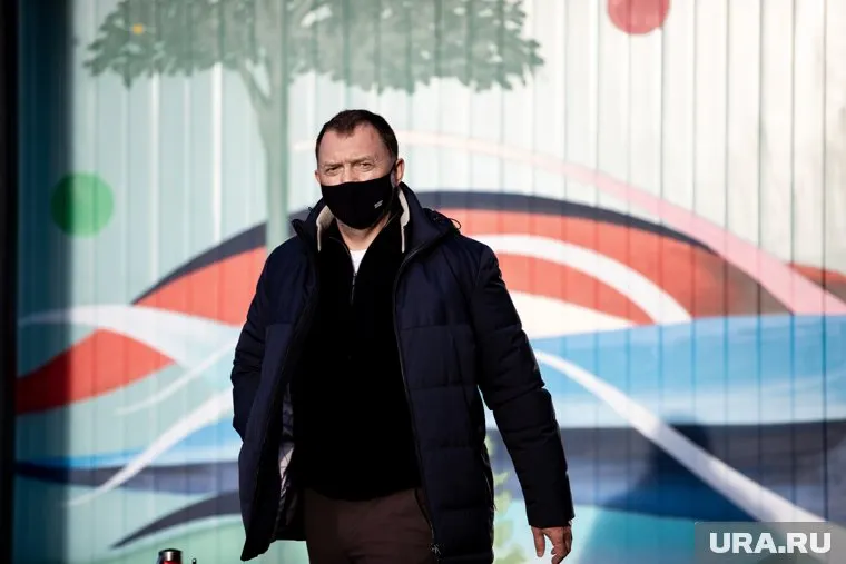 Олег Дерипаска призвал правительство РФ выполнить обязательства, прописанные в поправках к Конституции страны