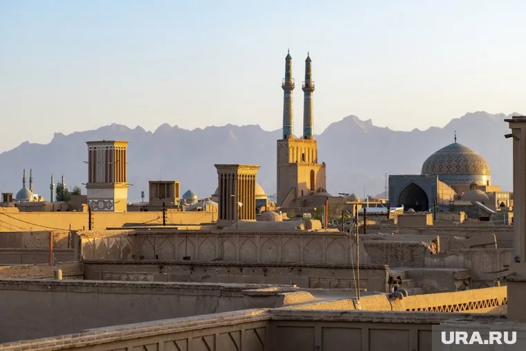 Иран начал запуск ракет из Тегерана