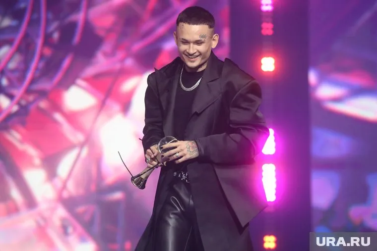 «Голая вечеринка» является неуместной в данное время, иронично заявил Моргенштерн*