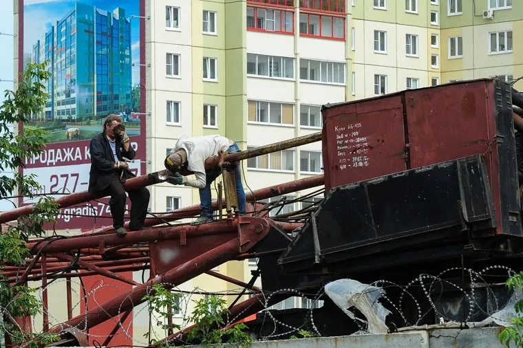 Стройка ЧелСИ в Чурилово Челябинск, сварщик, стройка челси