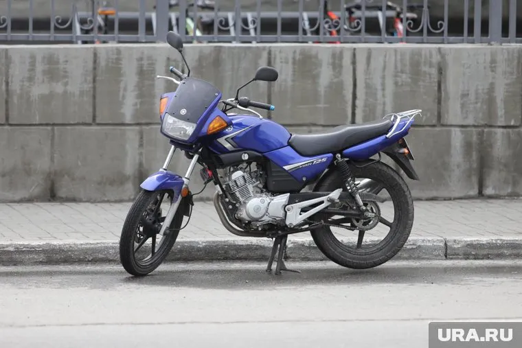 Водитель и пассажир доставлены в больницу с травмами (архивное фото)