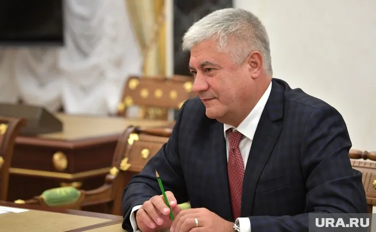 Министр МВД Владимир Колокольцев наказал генерала Александра Вострикова