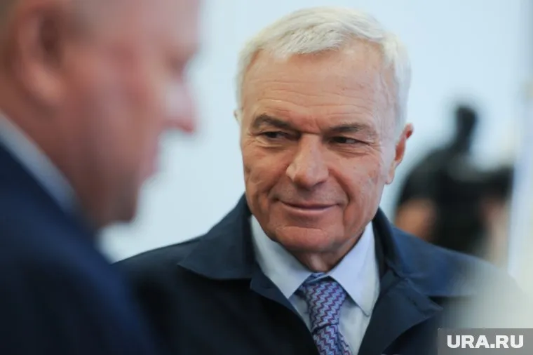 Глава совета директоров «ММК» Виктор Рашников выделил деньги на помощь нуждающимся семьям, инвалидам и пенсионерам