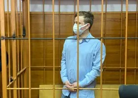Екатеринбуржец, выбросивший годовалую дочь с пятого этажа, избежит колонии