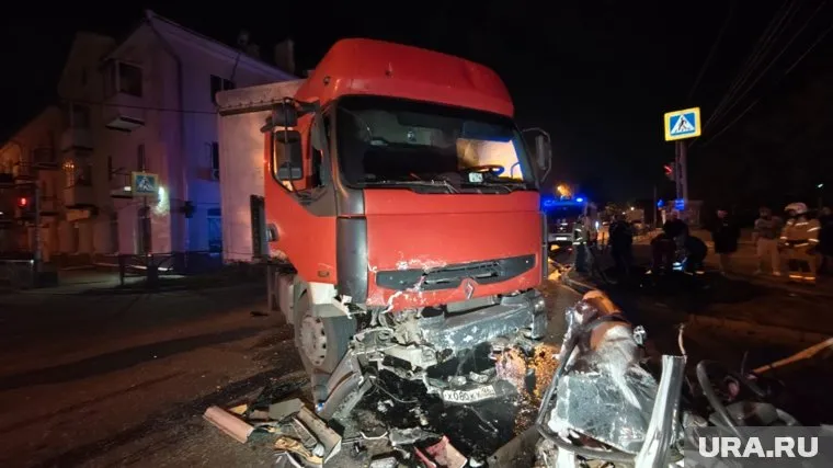 За рулем фуры был 67-летний Сергей Р.