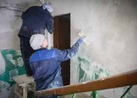 Жители Ноябрьска отремонтировали подъезд, не дожидаясь коммунальщиков