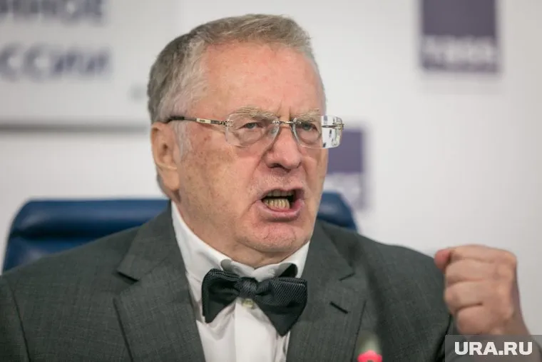 Владимир Жириновский утверждает, что его однопартийца из  ХМАО, намеревающегося стать главой местного села, преследует лично губернатор Наталья Комарова