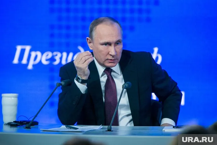 Владимир Путин рассказал о переломе ключицы