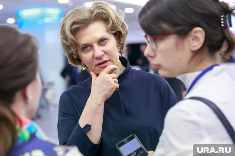 Анна Попова заявила, что необходимости закрытия границ сегодня нет