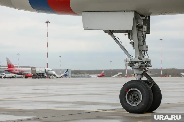 Ограничения на работу аэропортов вводились из соображений безопасности