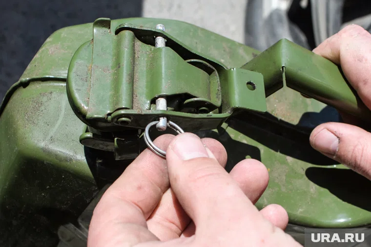 Вспыхнули пары топлива