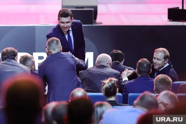 Антон Алиханов с понедельника работает в Екатеринбурге на "Иннопроме"