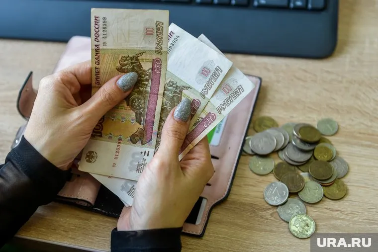 Люди, которые получали небольшие зарплаты, будут иметь низкую пенсию