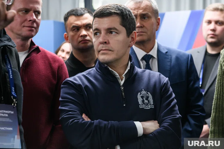 Губернатор ЯНАО Дмитрий Артюхов сообщил о передаче новой партии спецтехники и оборудования для бойцов СВО