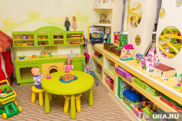 Еще не все дети могут посещать детсады