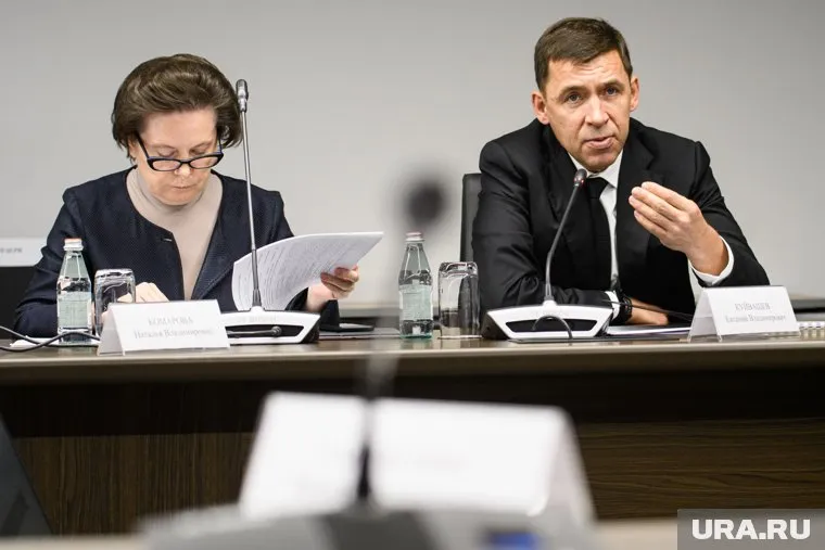 Губернаторы ХМАО и Свердловской области подписали соглашение о межрегиональном сотрудничестве