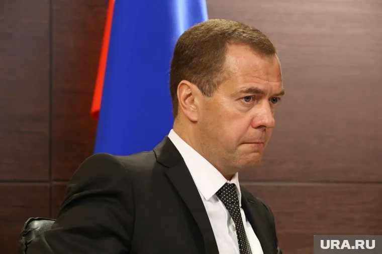 Медведев рассказал о встрече с Трампом