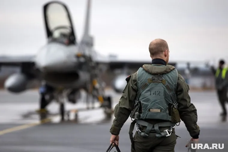 Обучение Западом летчиков ВСУ не принесет результата, заявил Сергей Рябков