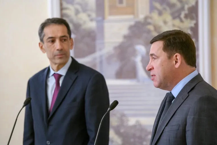 Пресс-подход Евгения Куйвашева и чрезвычайного и полномочного посла Азербайджана в РФ Рахмана Мустафаева. Екатеринбург 