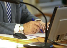 Как оплачивается шестидневная рабочая неделя