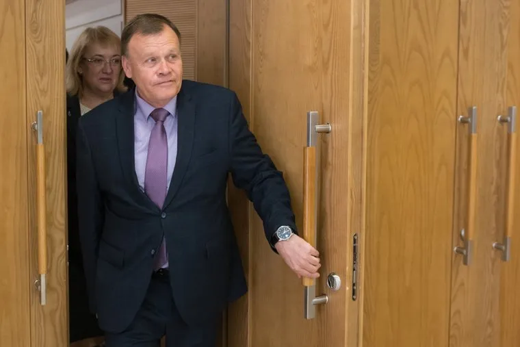 Вручение мандатов депутатам седьмого созыва Екатеринбургской городской Думы. Екатеринбург, крицкий владимир, входит