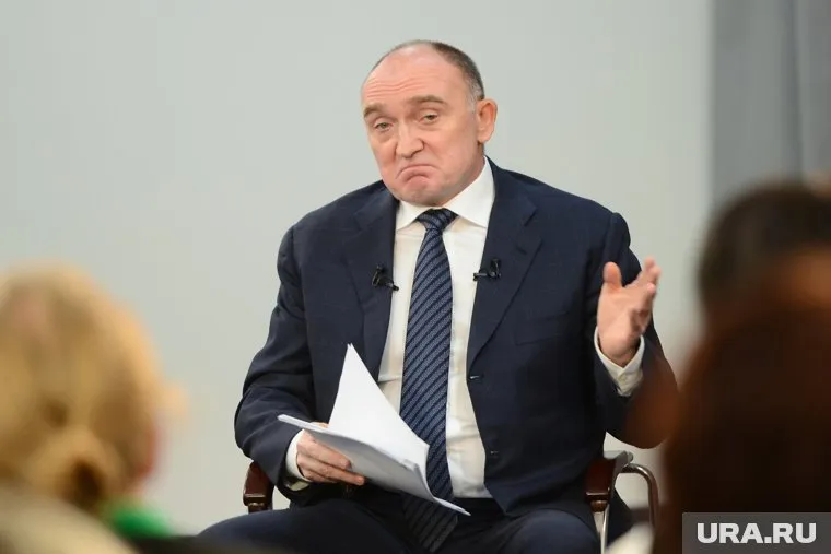 Борис Дубровский заявил, что ему не хватает пенсии в 236 тысяч рублей, чтобы расплатиться по долгам