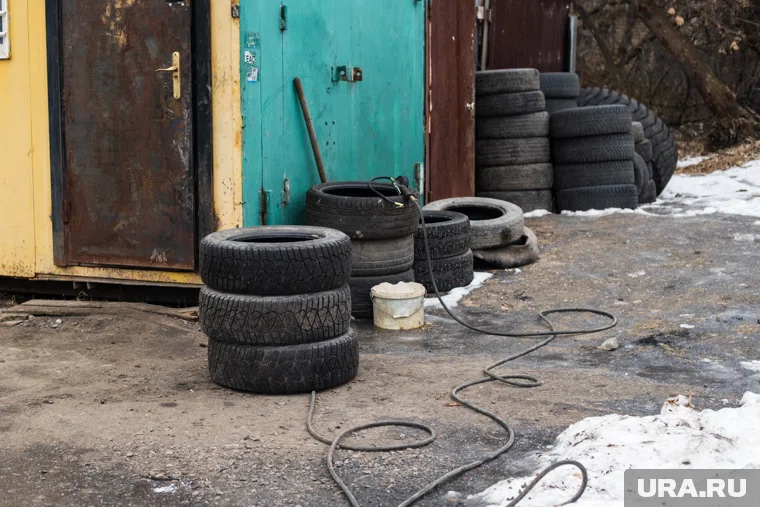 Тюменские шиномонтажки продолжают зарабатывать на аномально теплой погоде