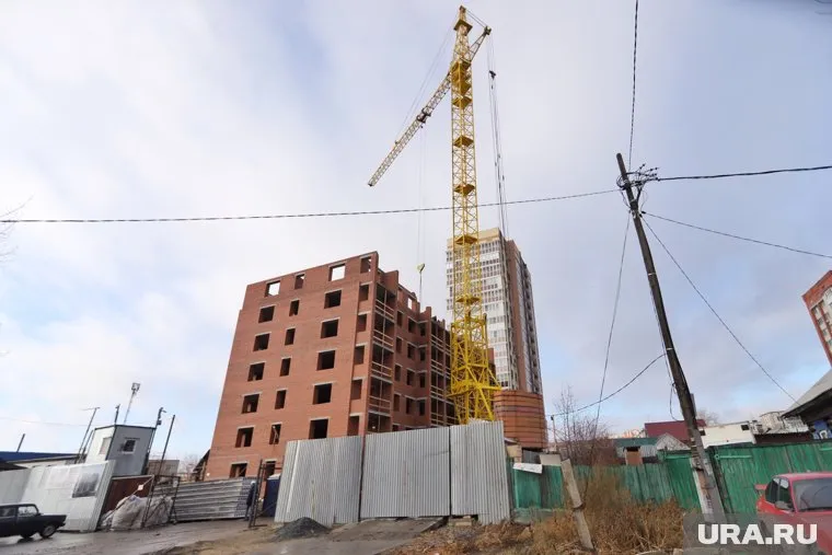 По словам жительницы Кургана, на территорию стройки проникли дети (архивное фото)