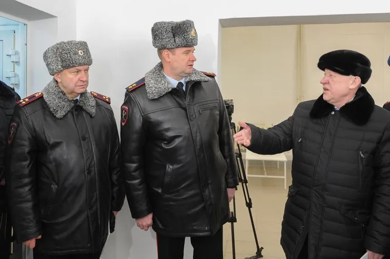 Открытие вытрезвителя. Челябинск, тефтелев евгений, сергеев андрей, миронов сергей