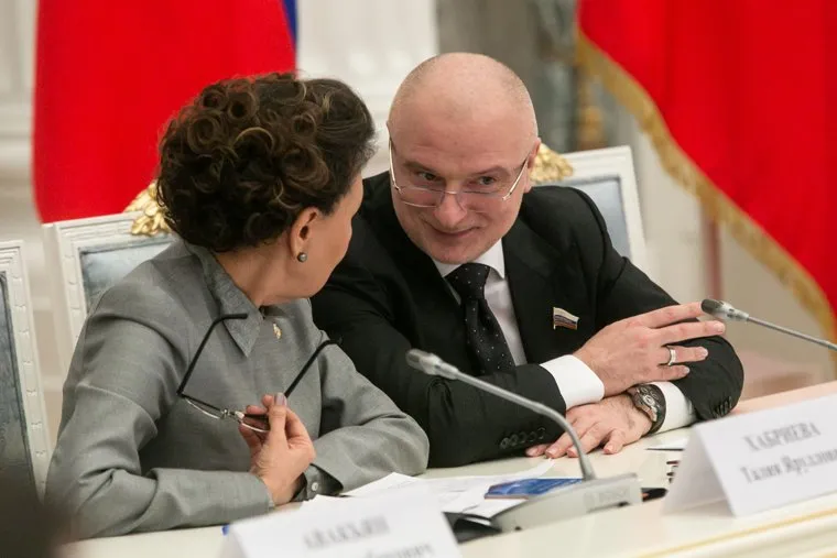 Встреча Владимира Путина с рабочей группой по внесению поправок в Конституцию РФ. Москва