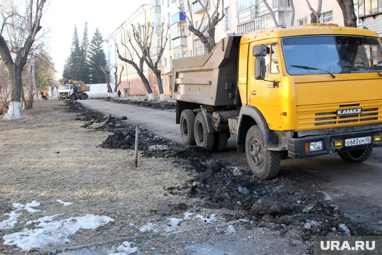 Пьяный мужчина катался по городу на угнанном грузовике (архивное фото)