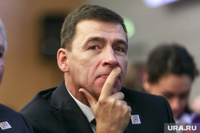 Евгений Куйвашев, по слухам, уже готовится к переизбранию на новый срок, но ему могут помешать