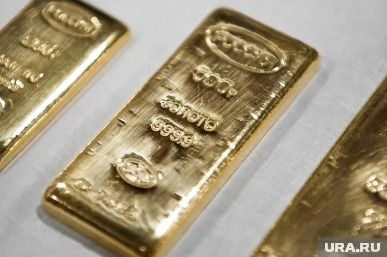 Санкции коснутся российского золота