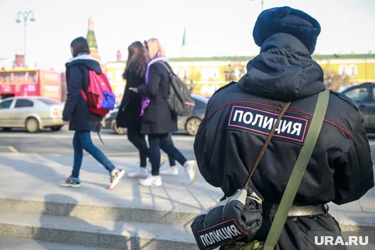 Инсайдеры уверяют: для нормальной работы ведомства катастрофически не хватает людей