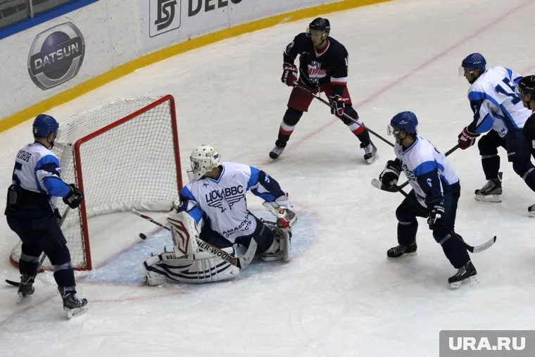 Игра завершилась разгромом курганской команды (архивное фото)