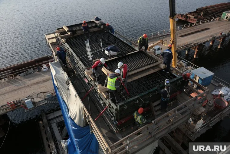 Капитальный мост через Обь в Октябрьском районе откроет круглогодичный путь на Ямал