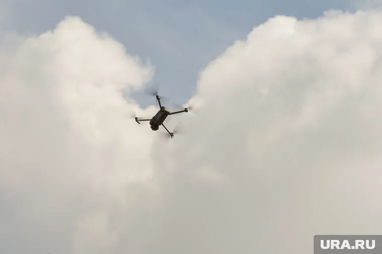 Средства ПВО сбили над Россией 122 дрона, уточнили в Минобороны